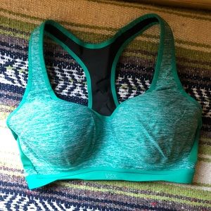Victoria's Secret Intimates & Sleepwear - VSX Sport Bra 34D - Like new! Victoria's Secret Intimates & Sleepwear - VSX Sport Bra 34D - Like new!